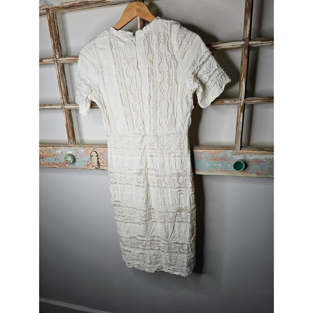 Bella Ella Ladies Cream Lace Knee Length Dress Size Medium - Picture 11 of 13